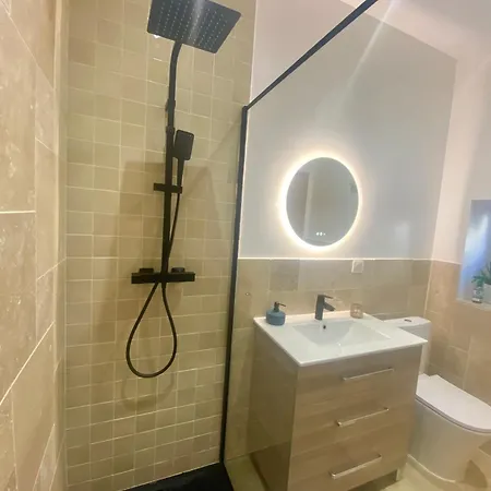 Le Patio De Montaury 度假居 *